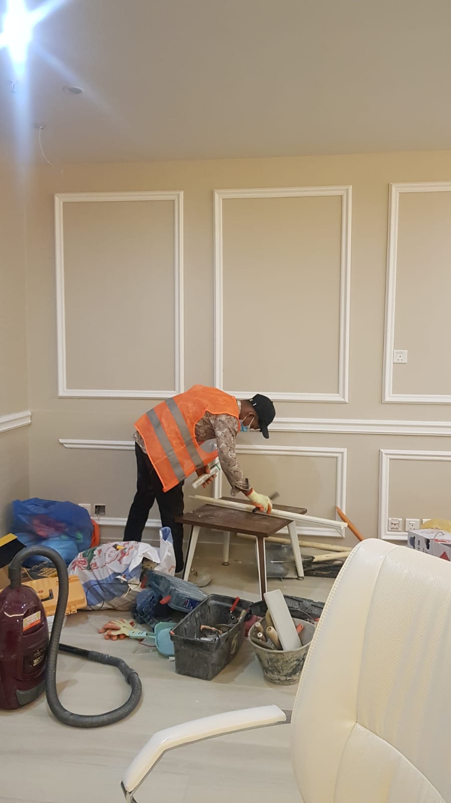 Office fit-out Riyadh construction process - Hanwha project site work