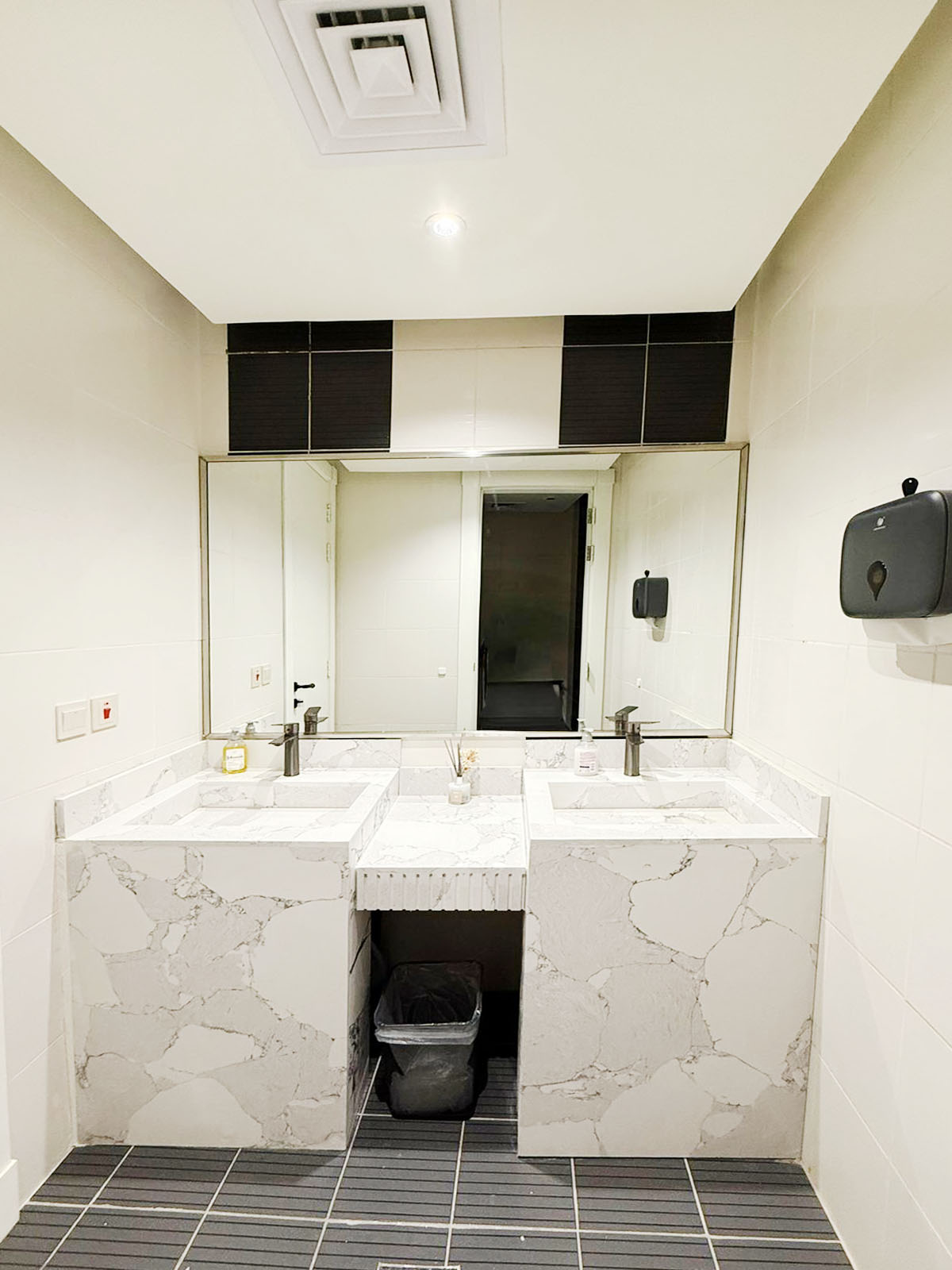 LIG NEX1 completed office remodeling